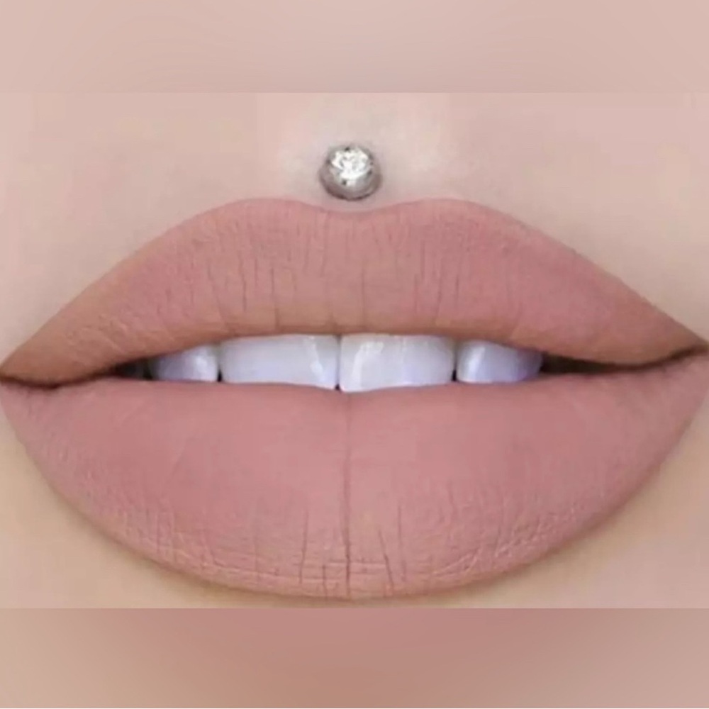 Jeffree Star ⭐️ Velour Liquid Lipstick 💄 Mannequin